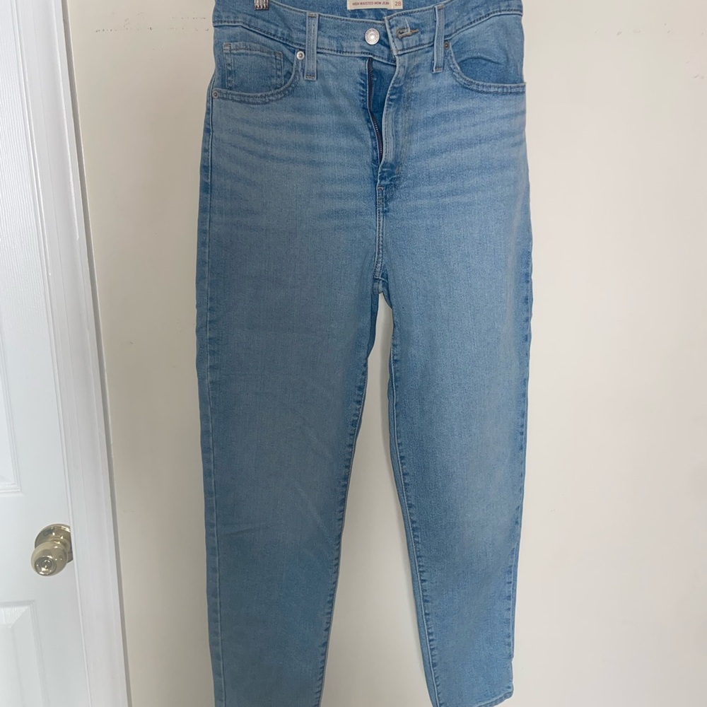 Levi’s Classic Blue Women's Jeans